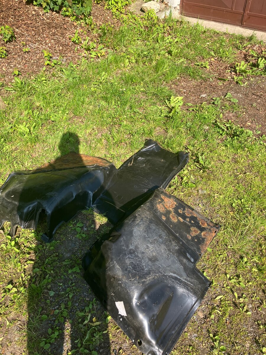 Mercedes benz w639 koberec - 3