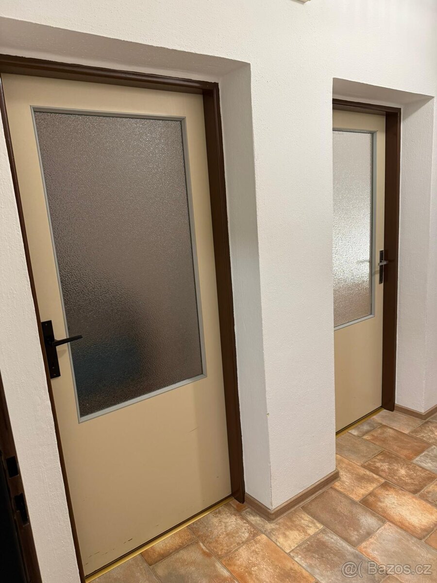 Interiérové dveře pravé a levé 80 - 3