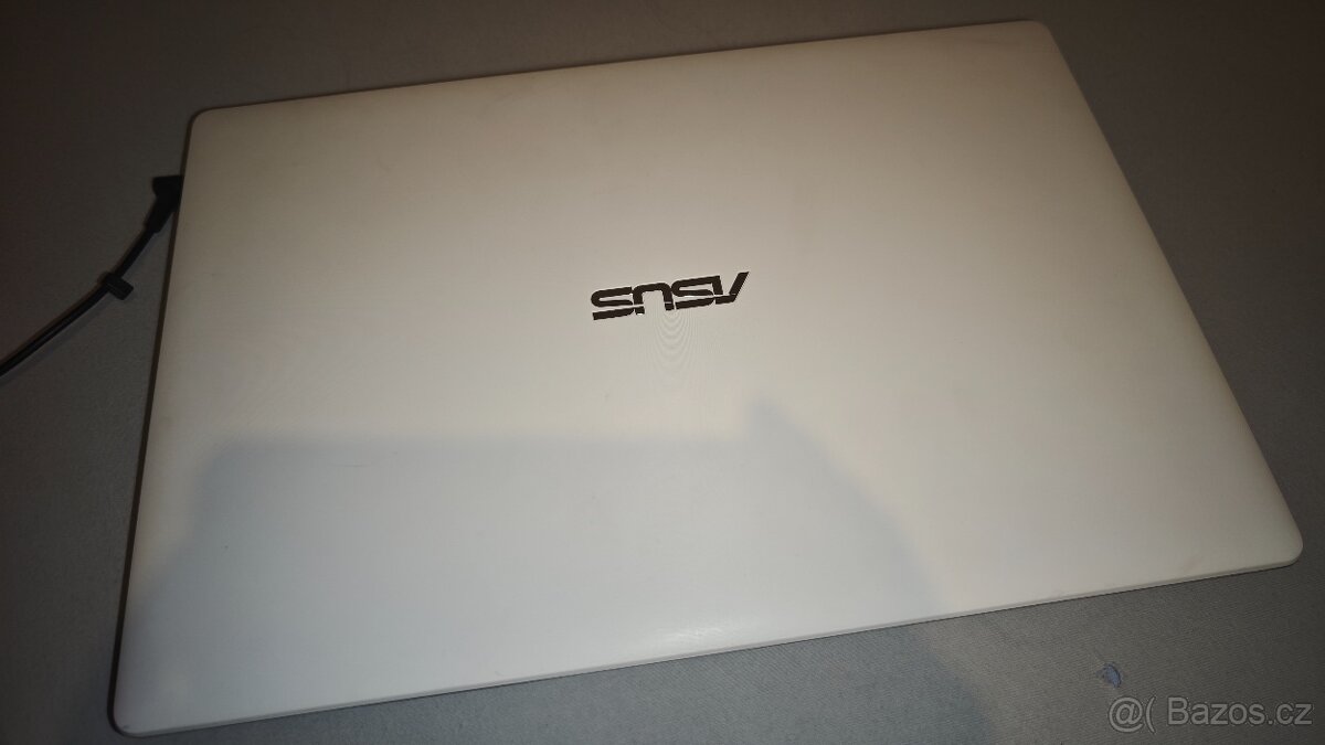 Asus X553m - 3