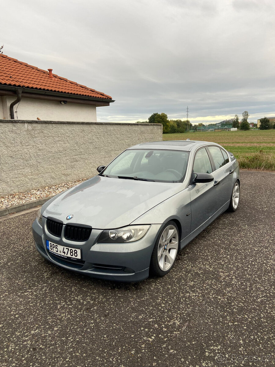Bmw e90 330i - 3