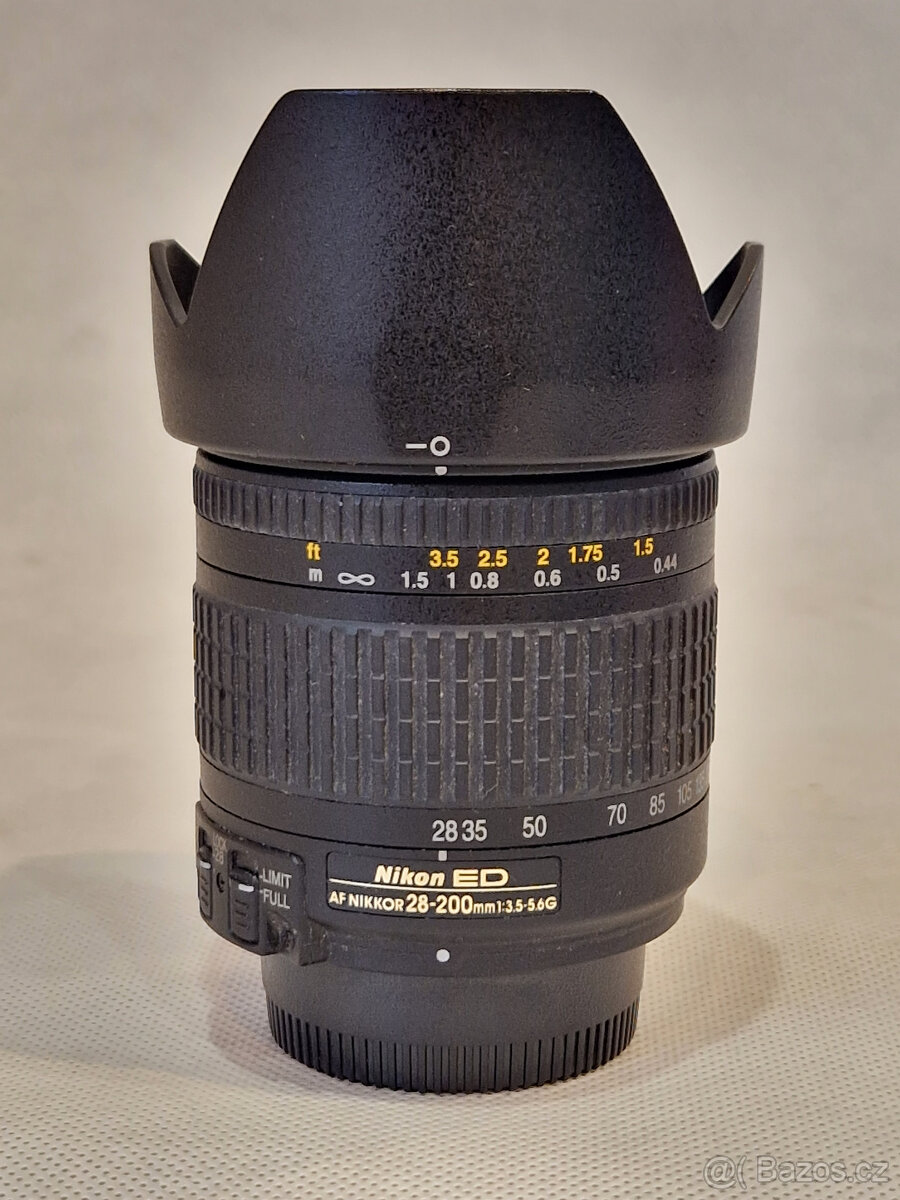 Nikon AF ED 28-200mm 3,5-5,6 G - 3