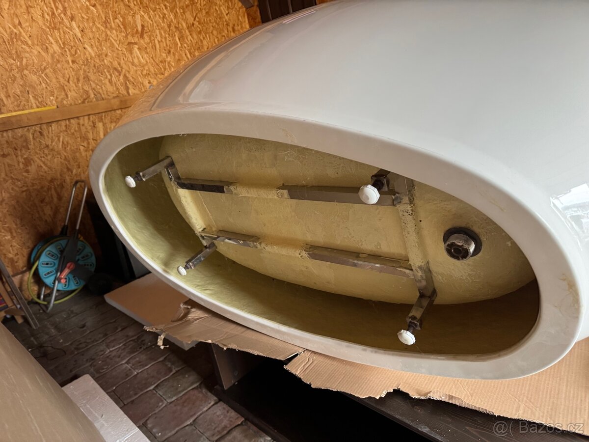 Volně stojící vana 180cm - 3