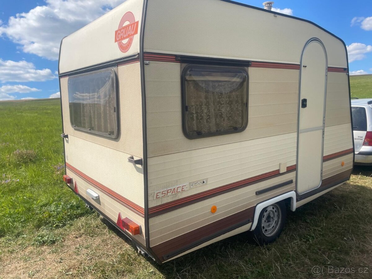 Caravelair max 900kg, STK, 100km/h, stan, 1majitel - 3