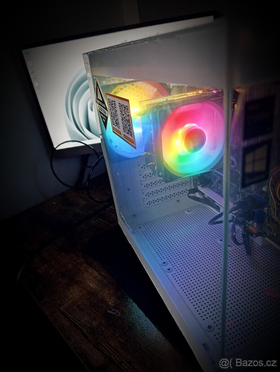 PC Aqua Box, Nova skříň + W 11 Pro / 2x Disk / Core i5 - 3