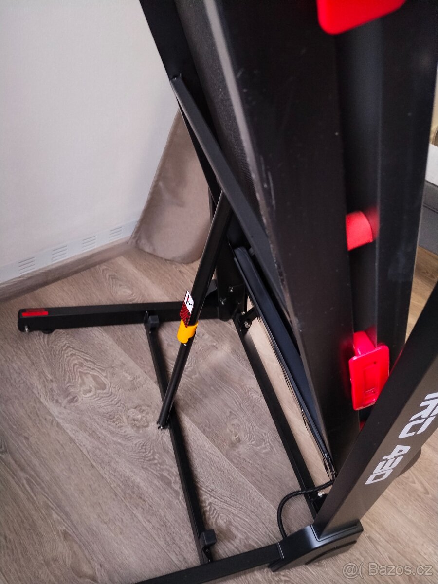 Běžecký pás Spiro 430 - 3