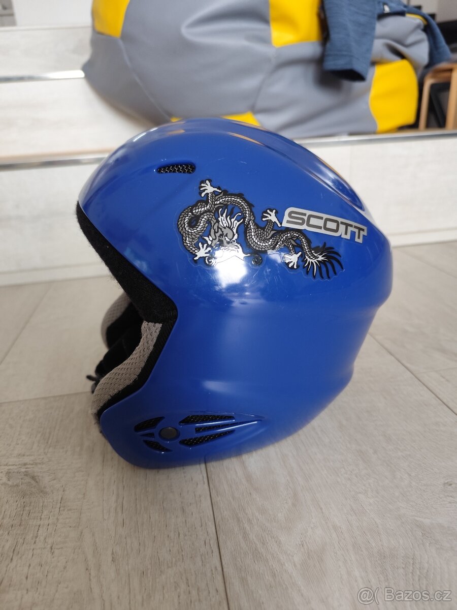 Lyžařská helma - 3