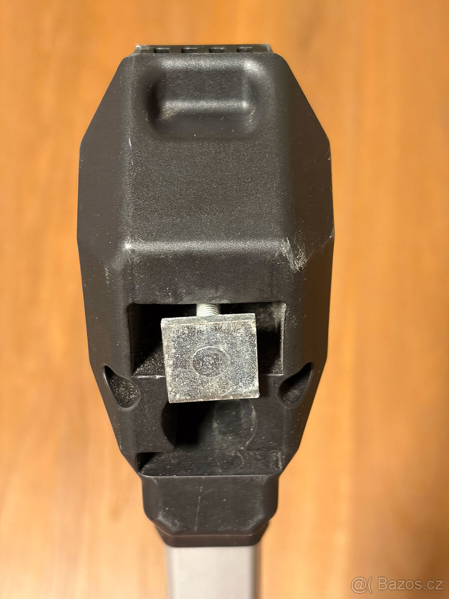 Nosič lyží HAKR - 3