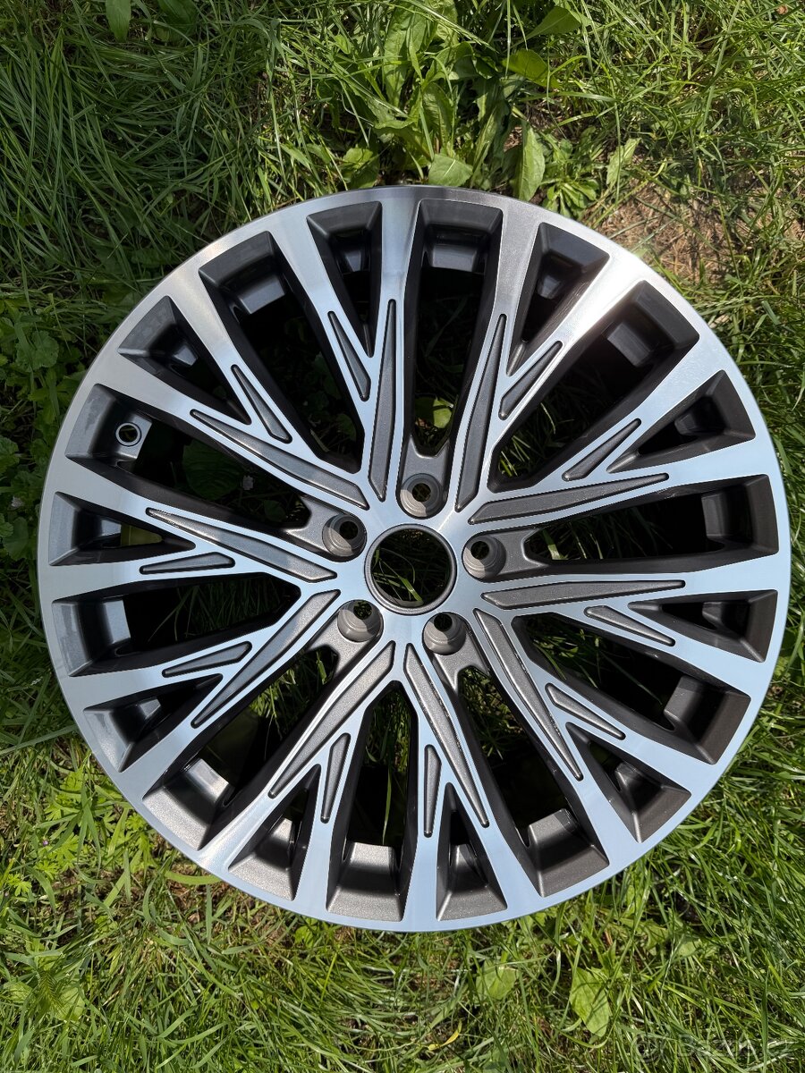 NOVÁ NEROZBALENÁ ALU SADA 5x112 R19" - 3