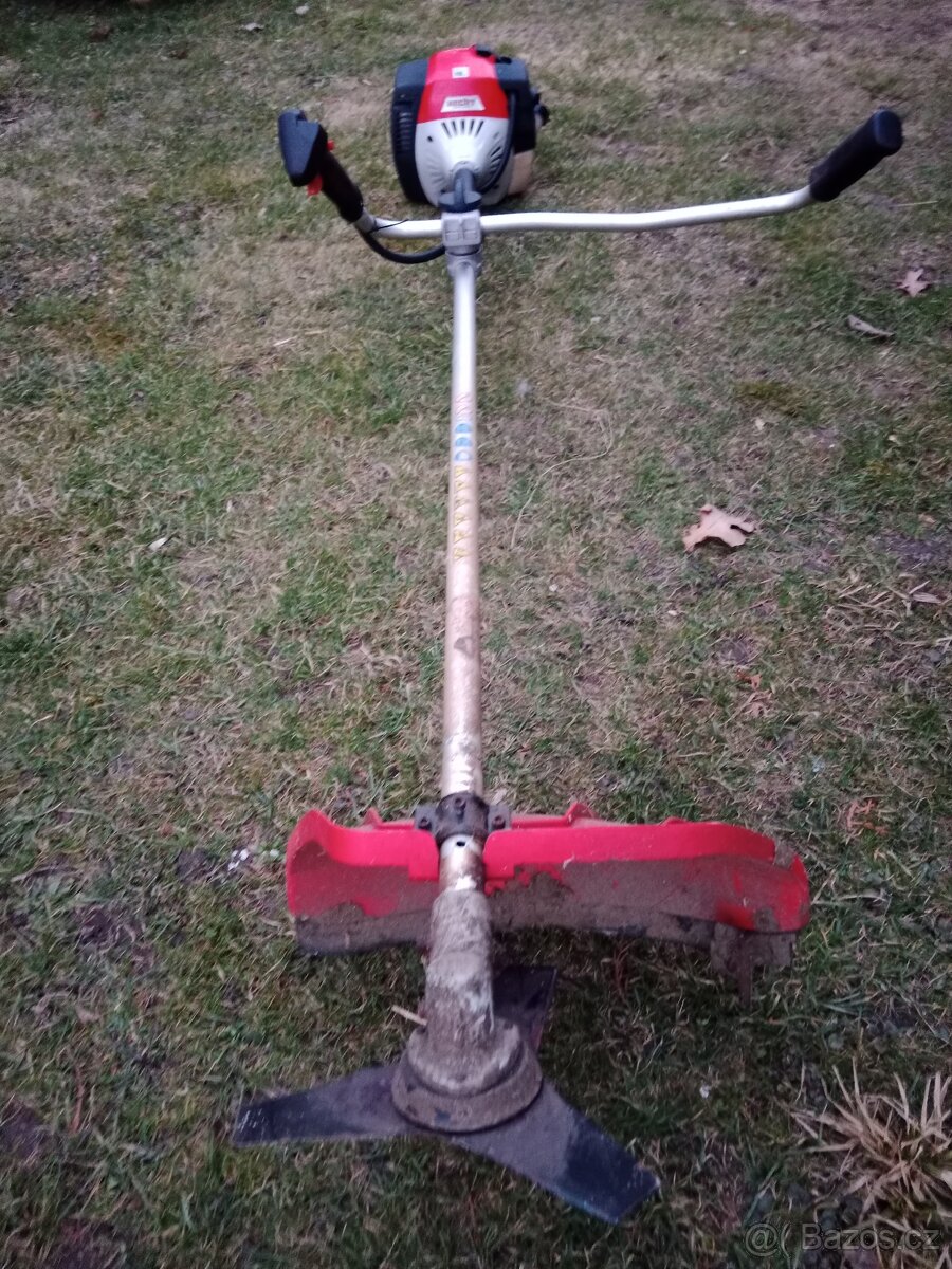 Benzínový vyžínač - 3