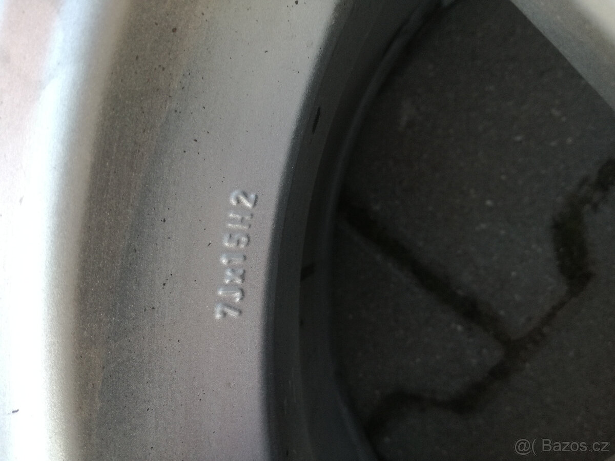 Kola Titan 15"x7J - 3