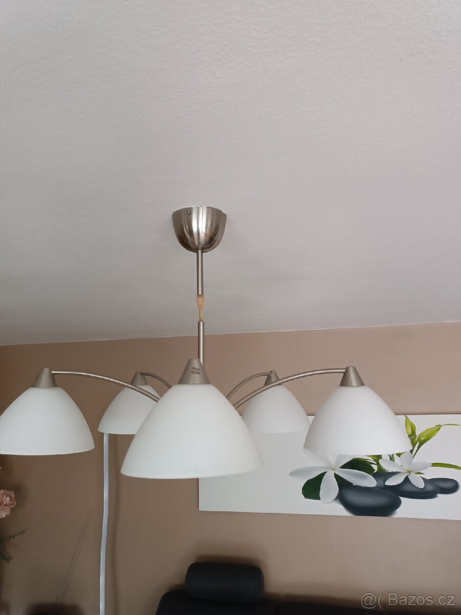 Lustr - 3