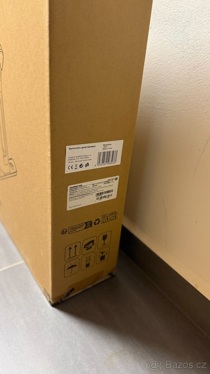 Garáž pro robotickou sekačku Mammotion - 3