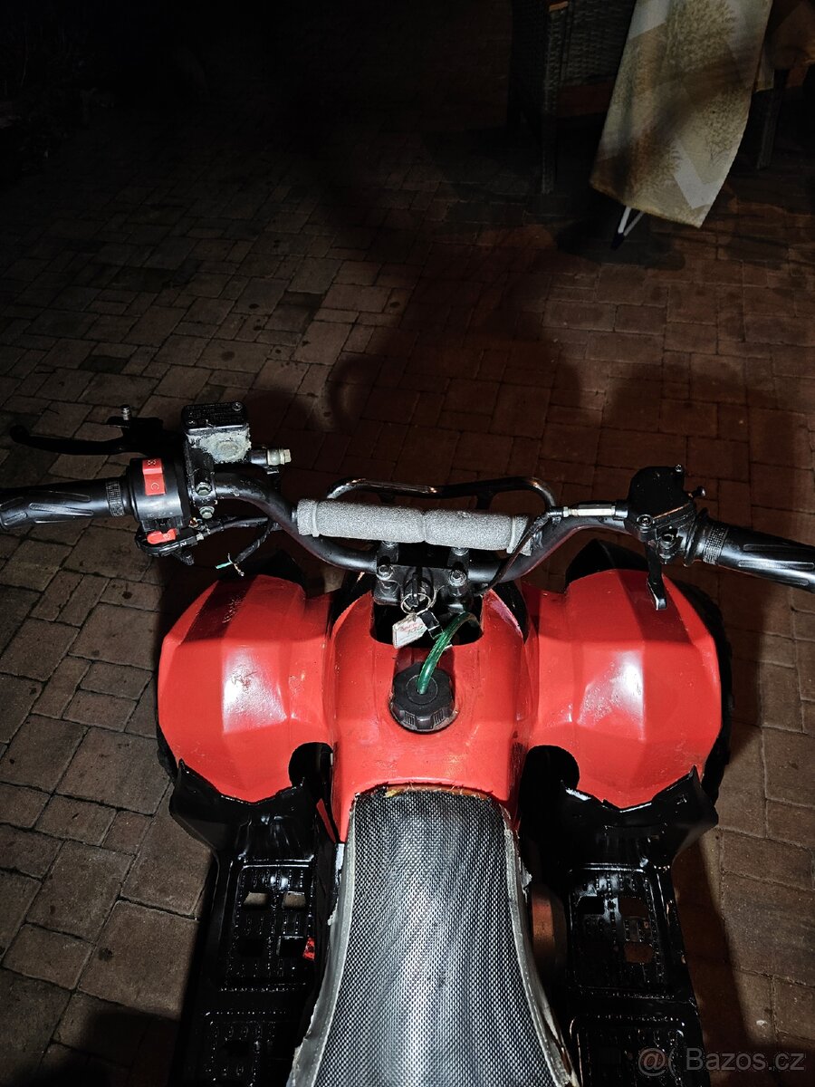 Čtyřkolka atv 110