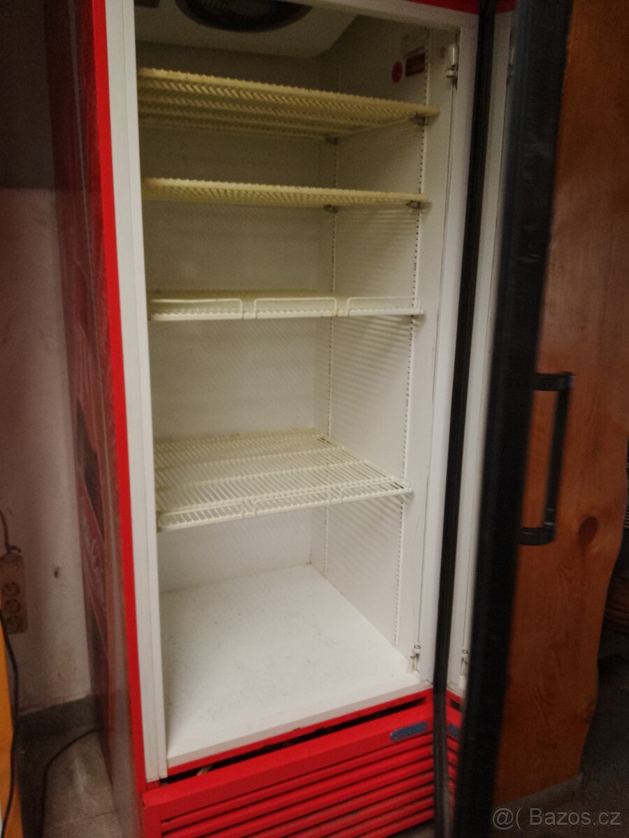 Lednice Coca Cola - 3