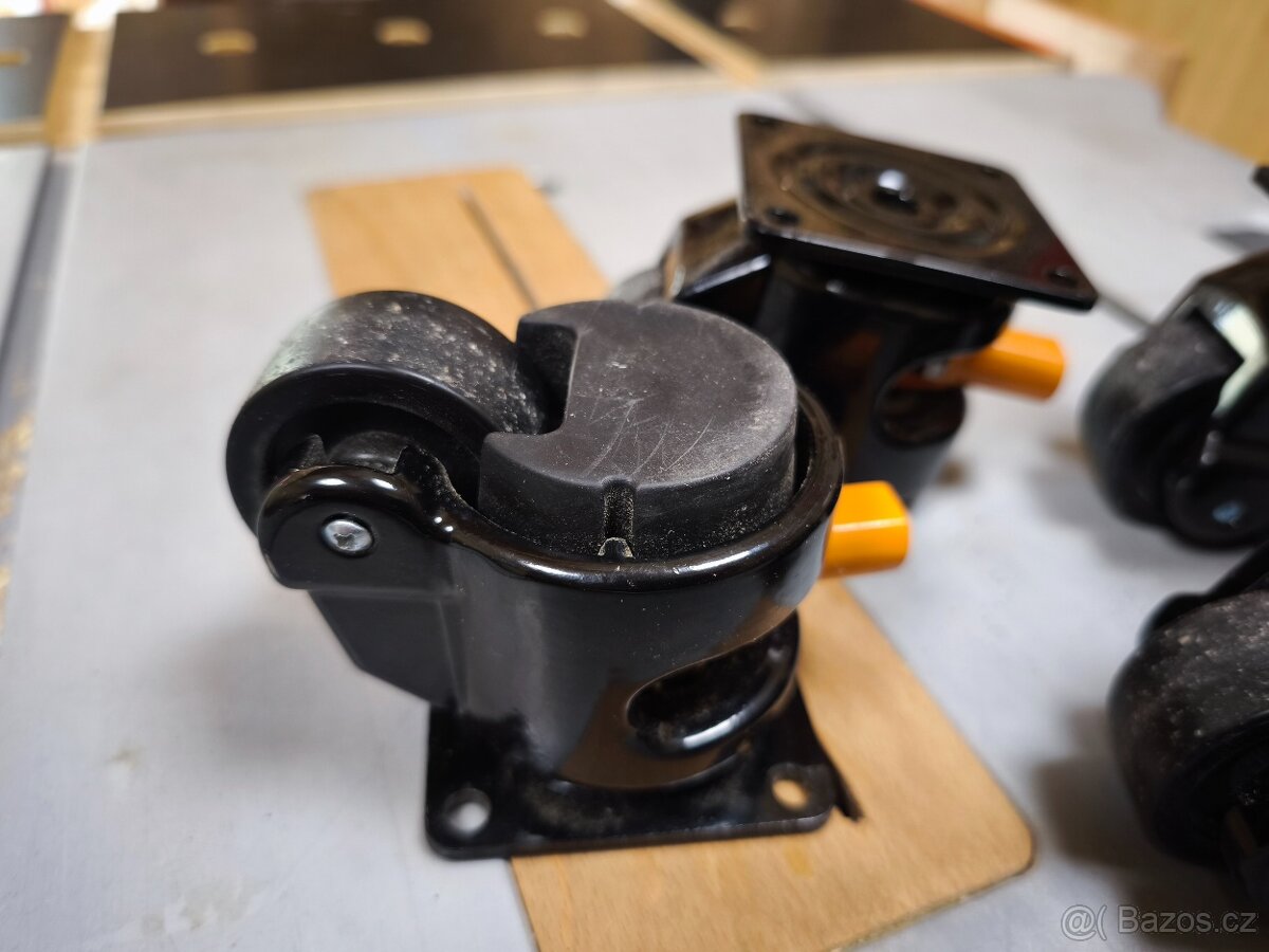 Zánovní pojezdová vyrovnávací kolečka s nosností 500 kg - 3