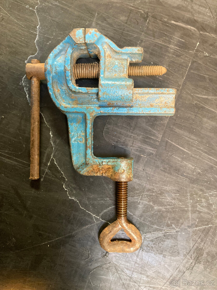 Svěrák stolní malý 400 kč - 3