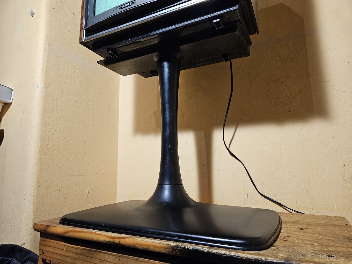 Vintage TV kovový podstavec - 3