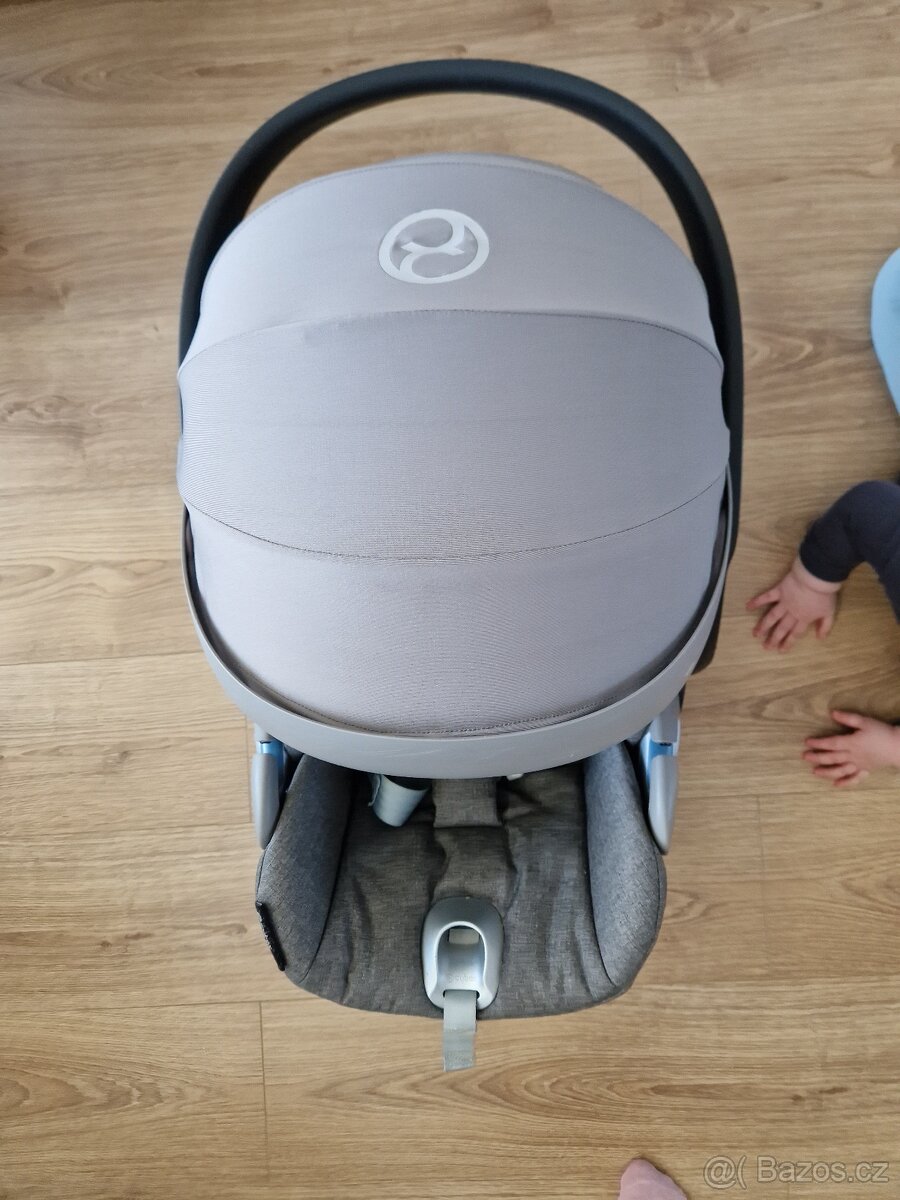 Autosedačka Cybex Cloud vajíčko - 3