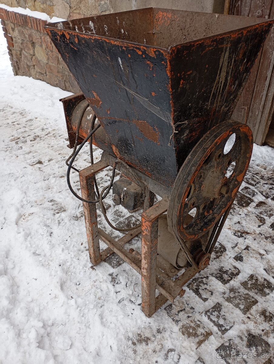 Mačkadlo na brambory. - 3