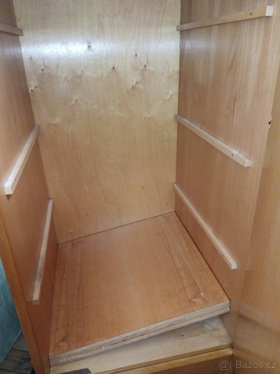 Retro skříňka - 3