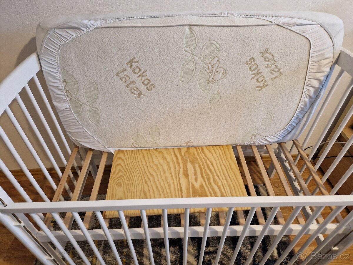 Kvalitní dětská postýlka Scarlett Míša - 3