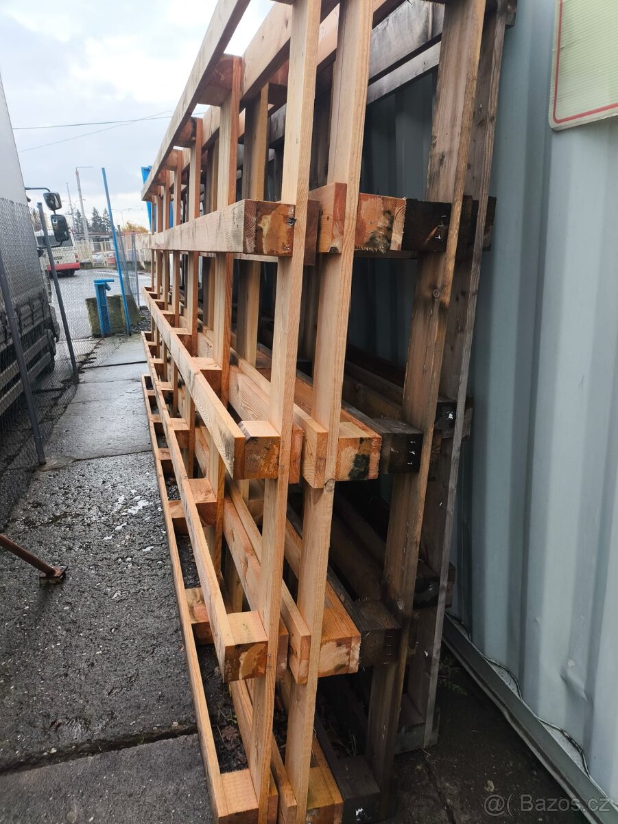 Dřevěné palety – 6030 x 2110 mm - 3