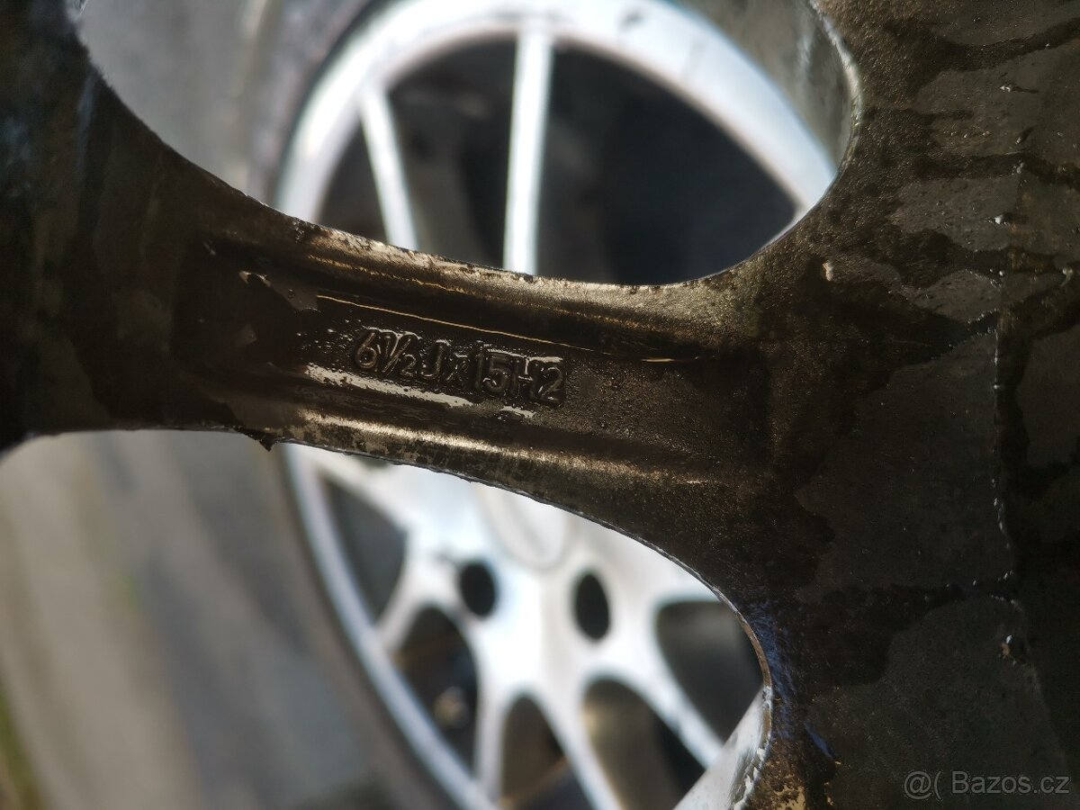 Sada Alu. disky Dezent 15" pro Ford Focus - 3