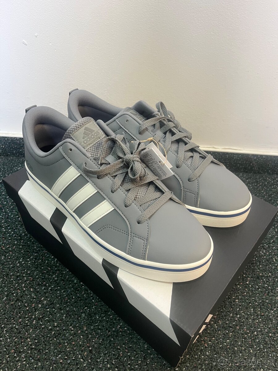 Boty Adidas vel. 44 - 3