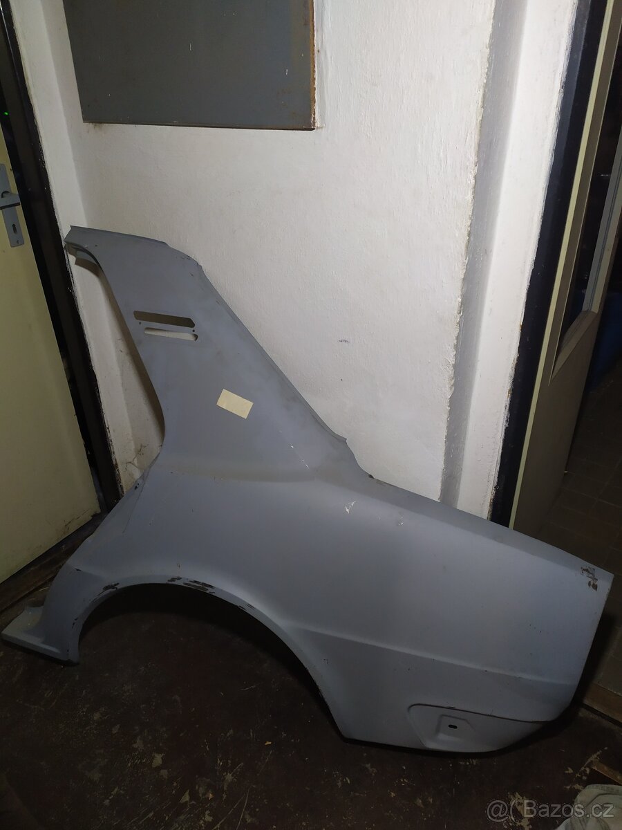 Zadní blatníky škoda 120 M - 3