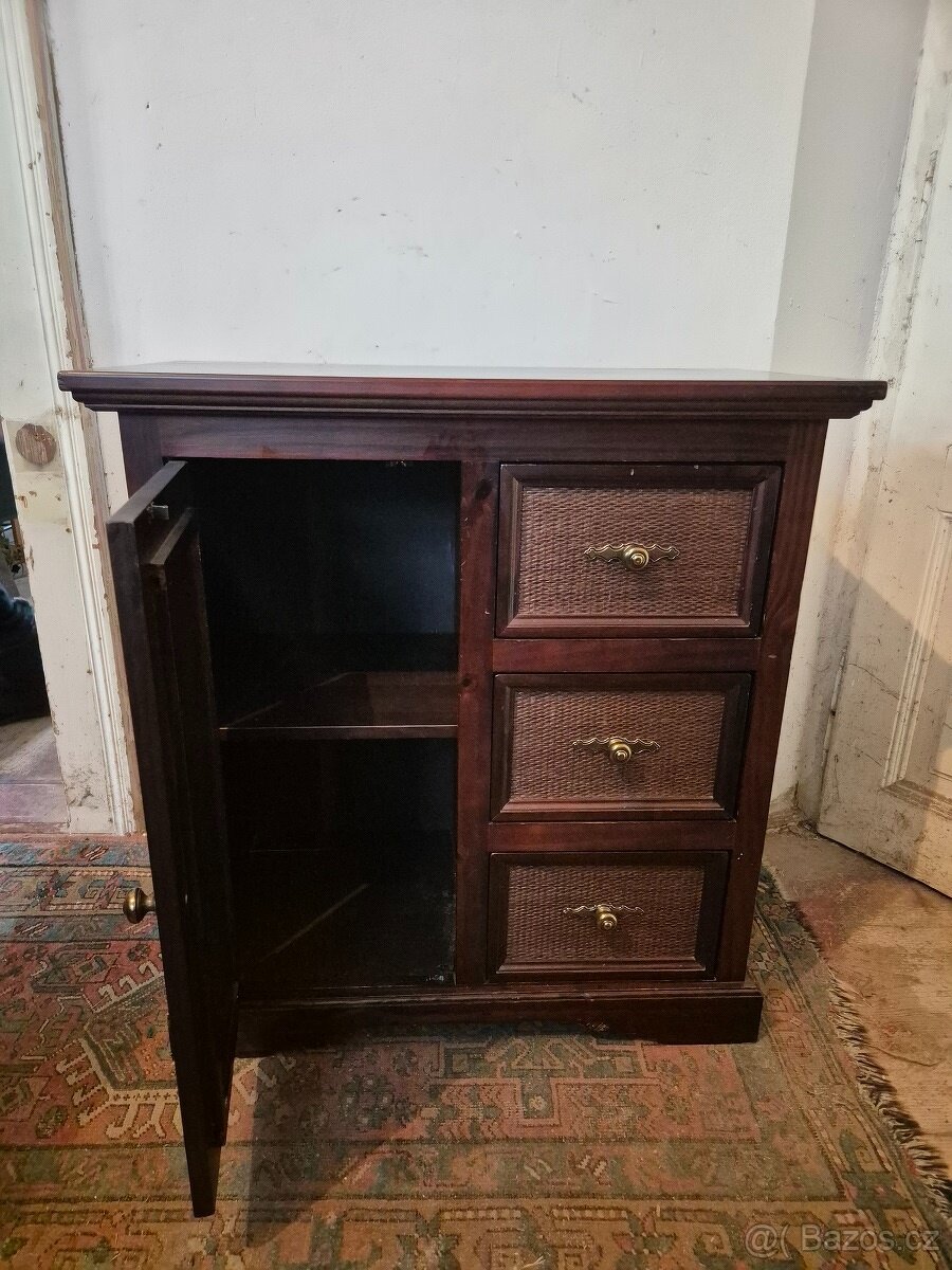 Stylová koloniální komoda - 3