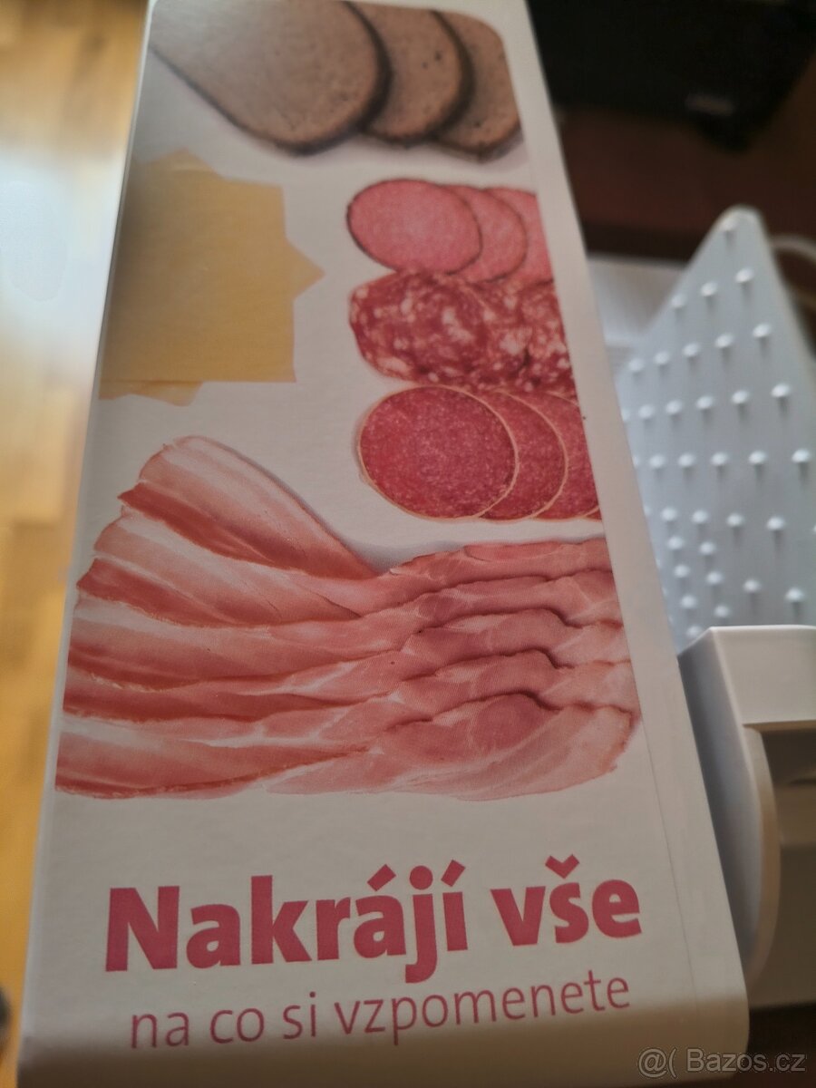 Kráječ pečiva - 3