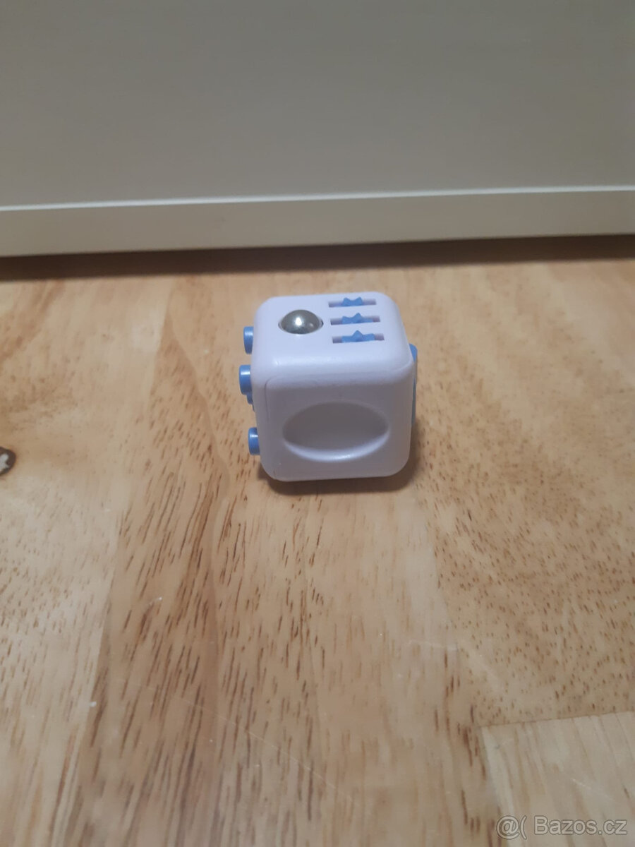Fidget cube - 3