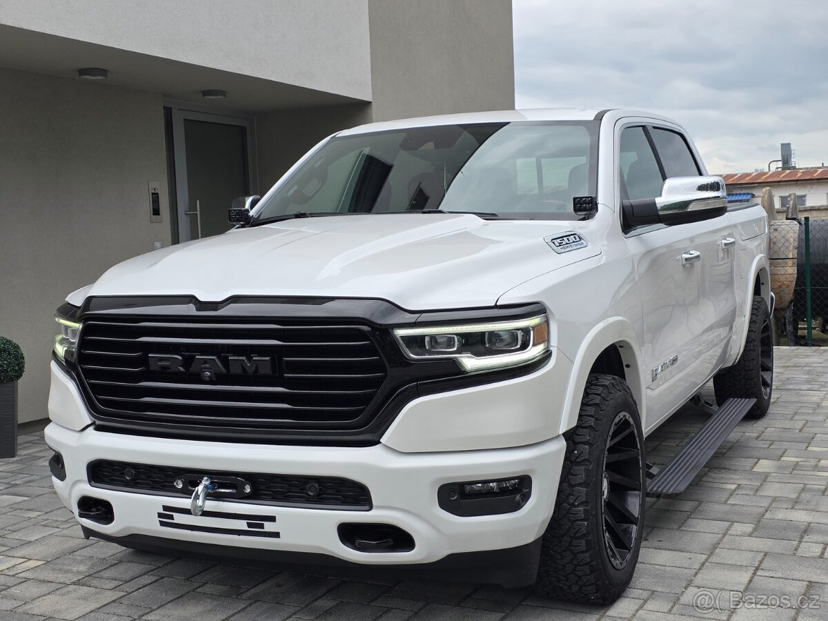 Dodge RAM Limited Longhorn 5.7L V8 LPG DPH nehavarované