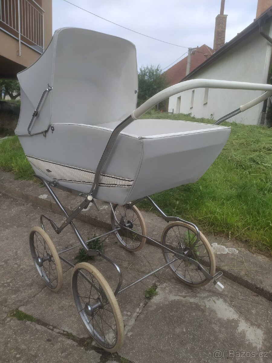 Retro kočárek, sporťák, Liberta - 3