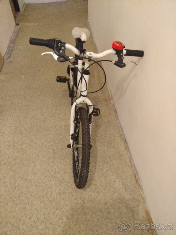 PRODÁM DÍVČÍ HORSKÉ KOLO CTM MAGGIE 2.0 - 3