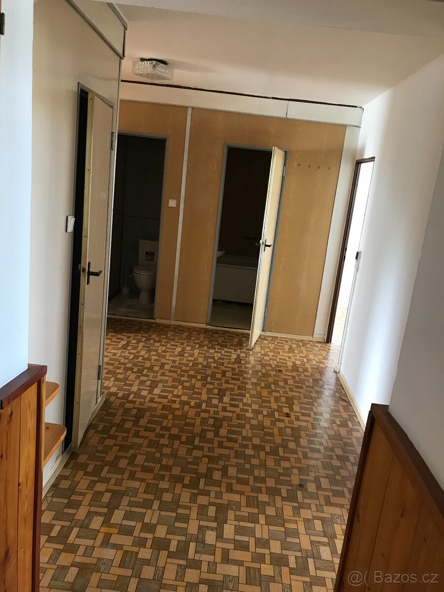 Velký byt 4+1, os.vlast., Mělník. - 3