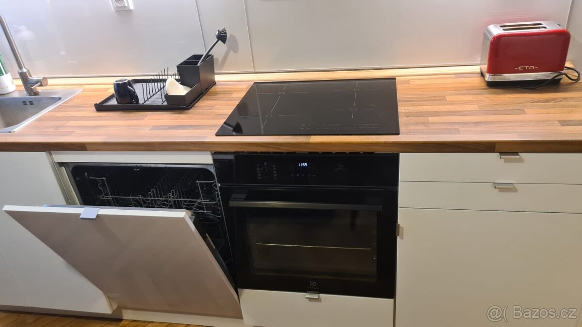 2+1 85 m² Na výtoni, Praha - Nové Město - 3