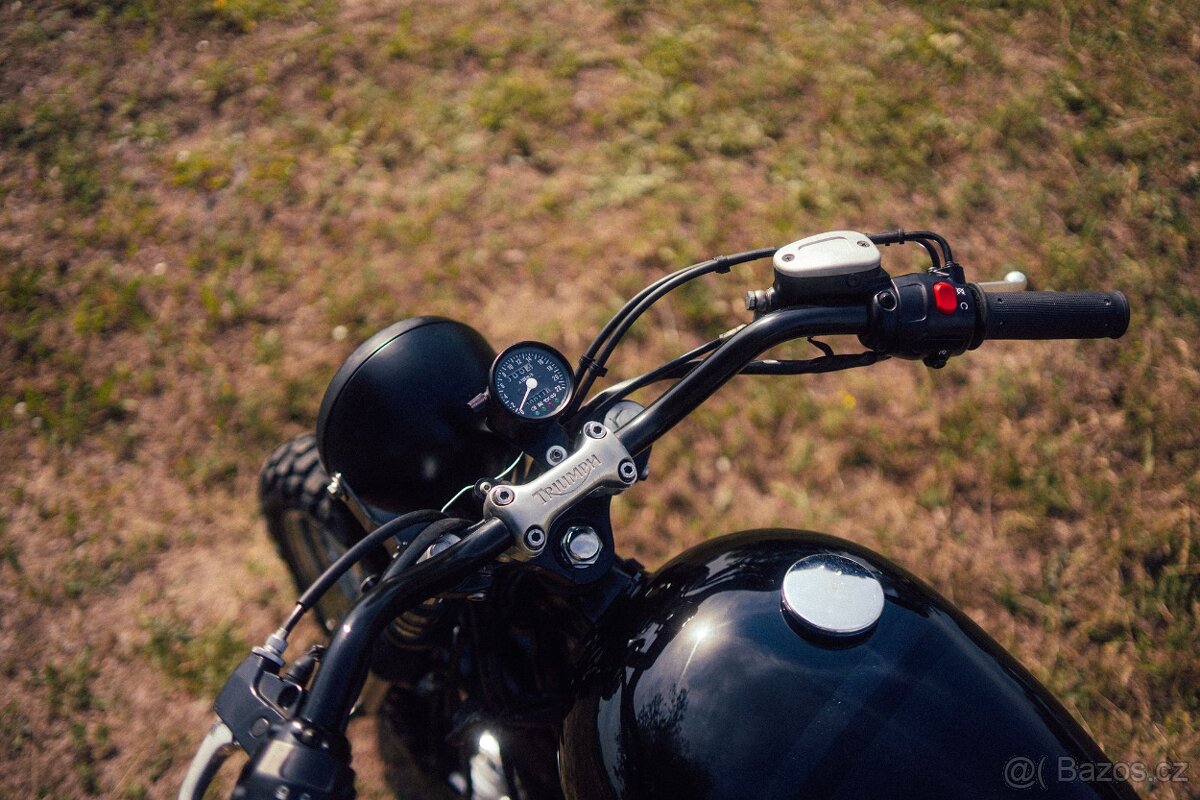 Triumph Bonneville T100 Black Gas & Oil Bespoke Motorcycles - 3