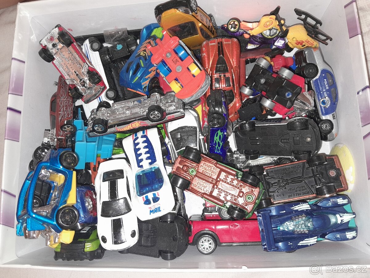 Hot Wheel autičko - 3