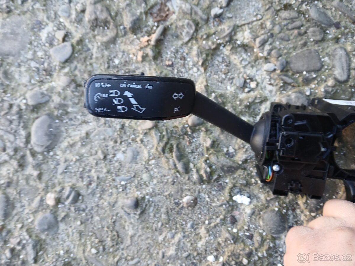 prepinaci packy fabia 3 - tempomat, PC, blinkry - 3