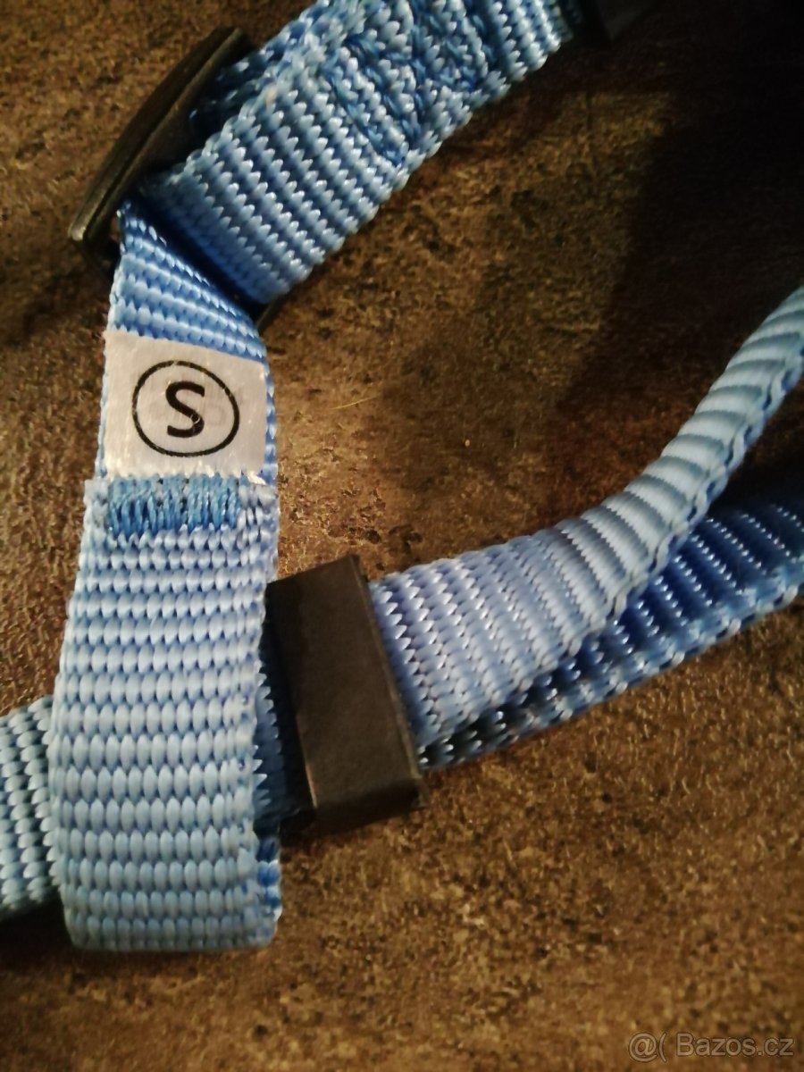 Postrojky a obojek - 3