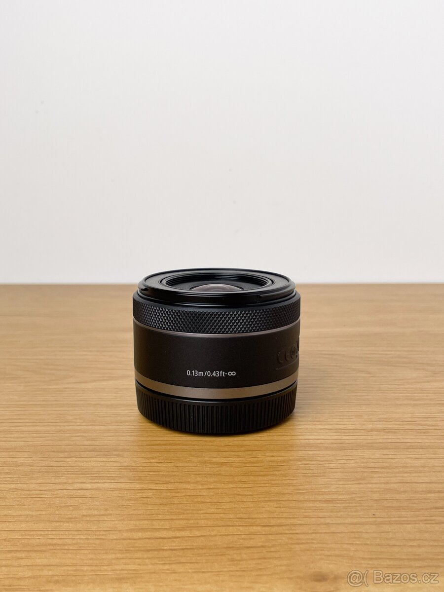 Canon RF 16 mm F2.8 STM - 3