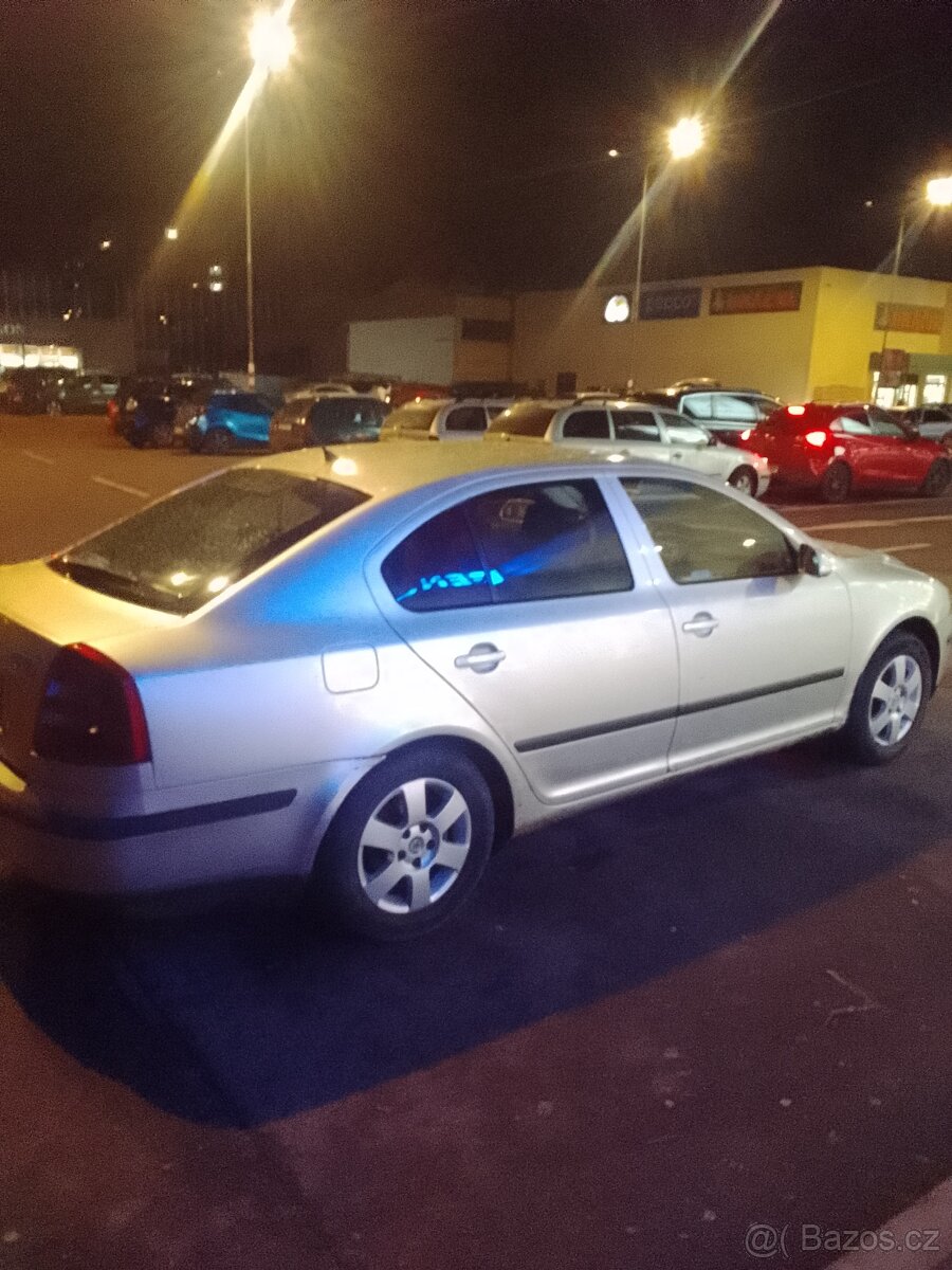 PRODÁM SKODA OCTAVIA 2.0 TDI - 3