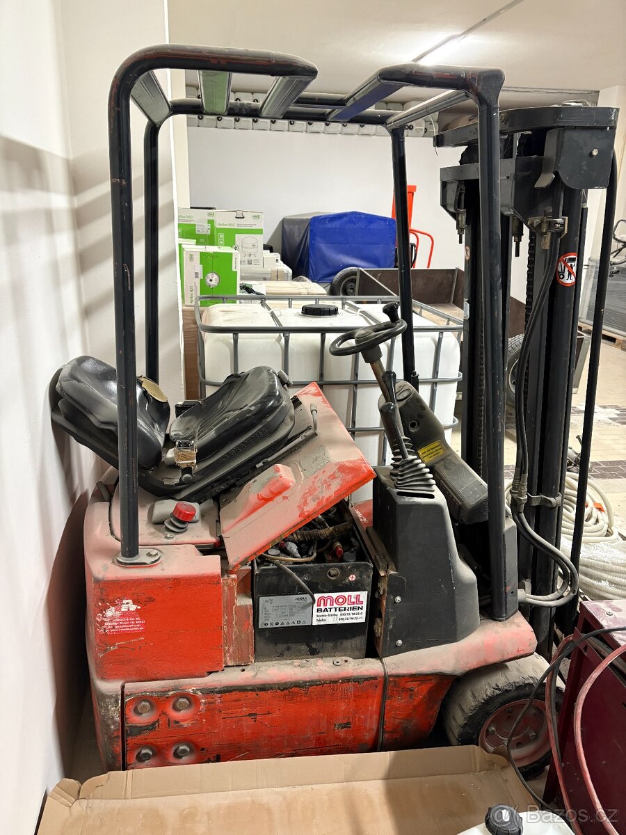 Vysokozdvižný vozík Linde e12 - 3