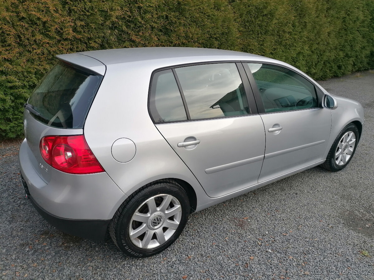 Volkswagen Golf 2,0 TDI 143tkm - 3