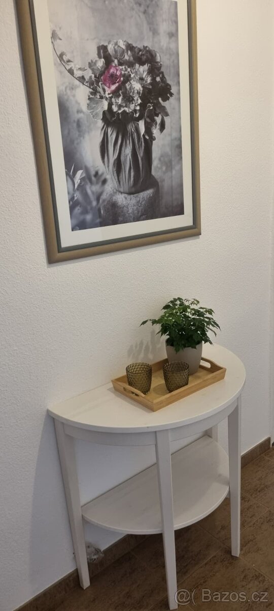 Prodám stolek IKEA ARKELSTORP - 3