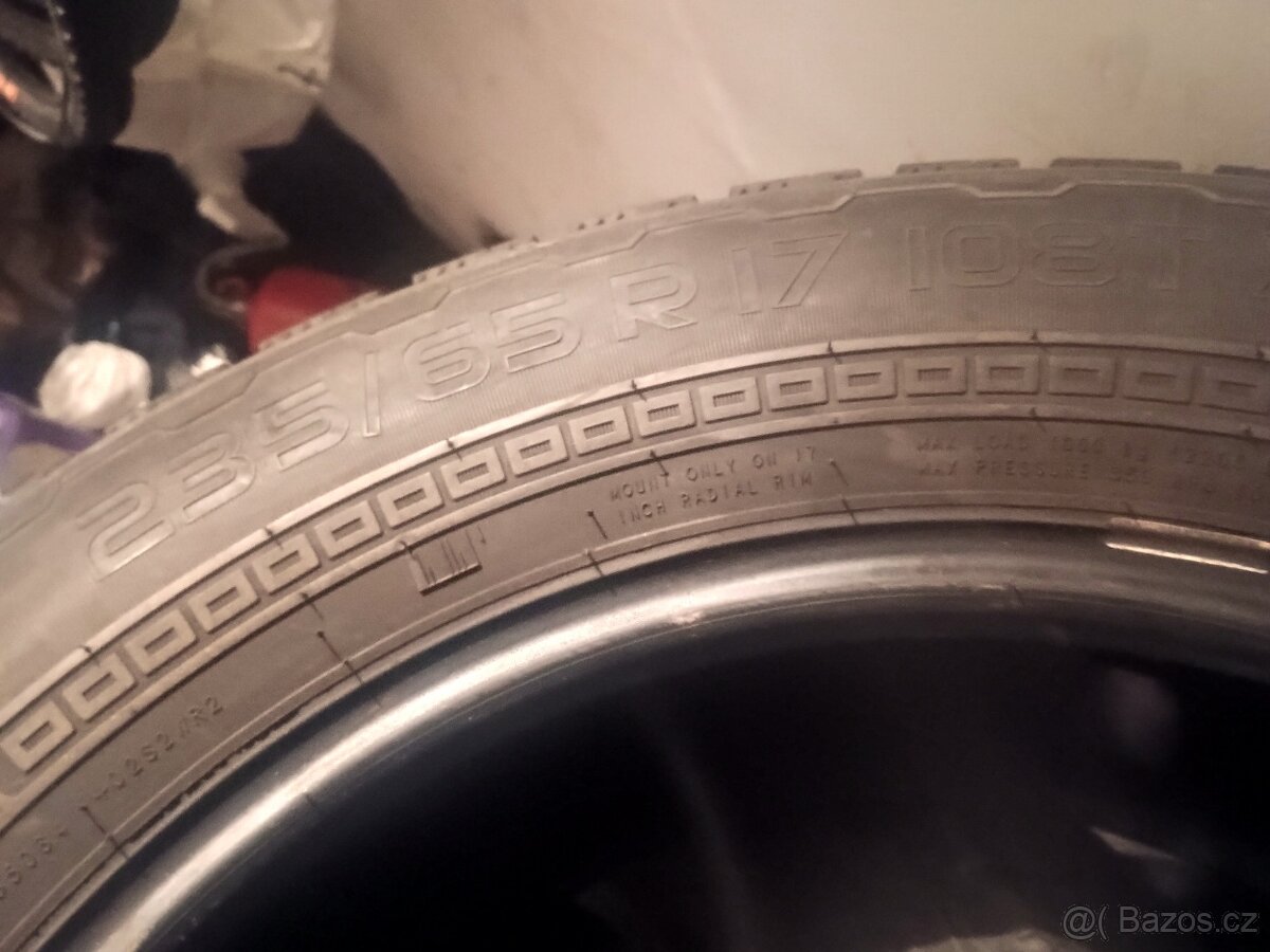 Sada celoroční pneu Nokian 235/65/17 - 3