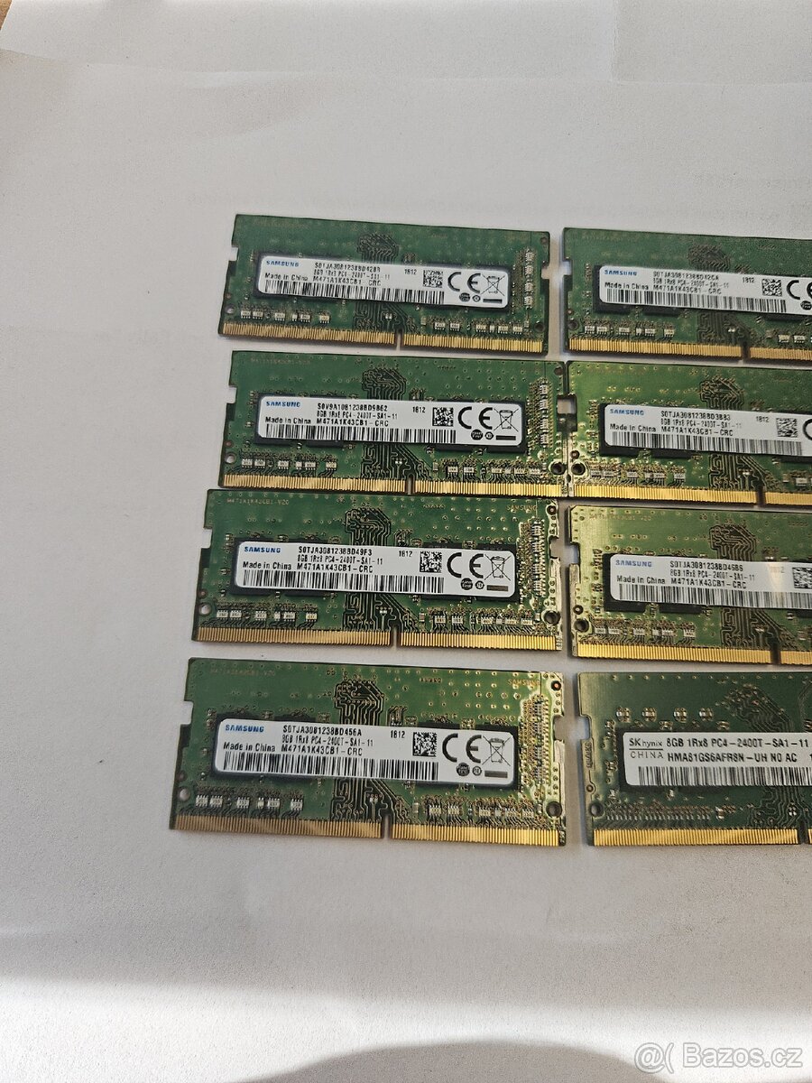 8 GB RAM DDR4 - 2400 MHz - 3