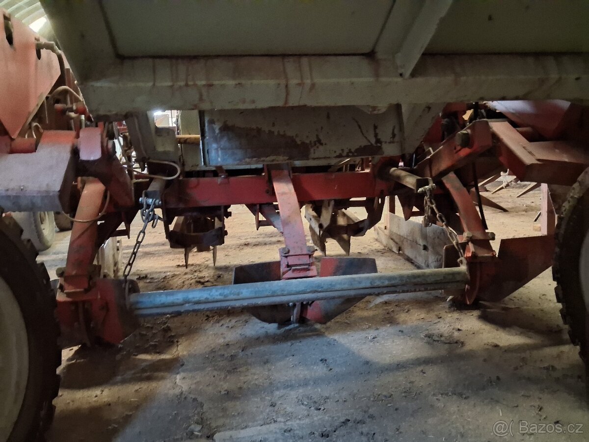 Sazečka brambor Mars 042 úprava do prosetych brázd - 3