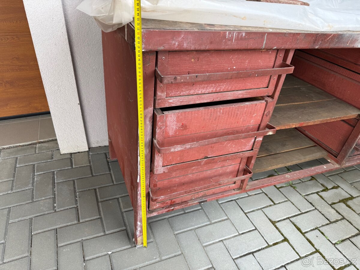 Dílensk stůl PONK - 3